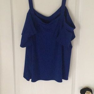 XL Jennifer Lopez off the shoulder blouse